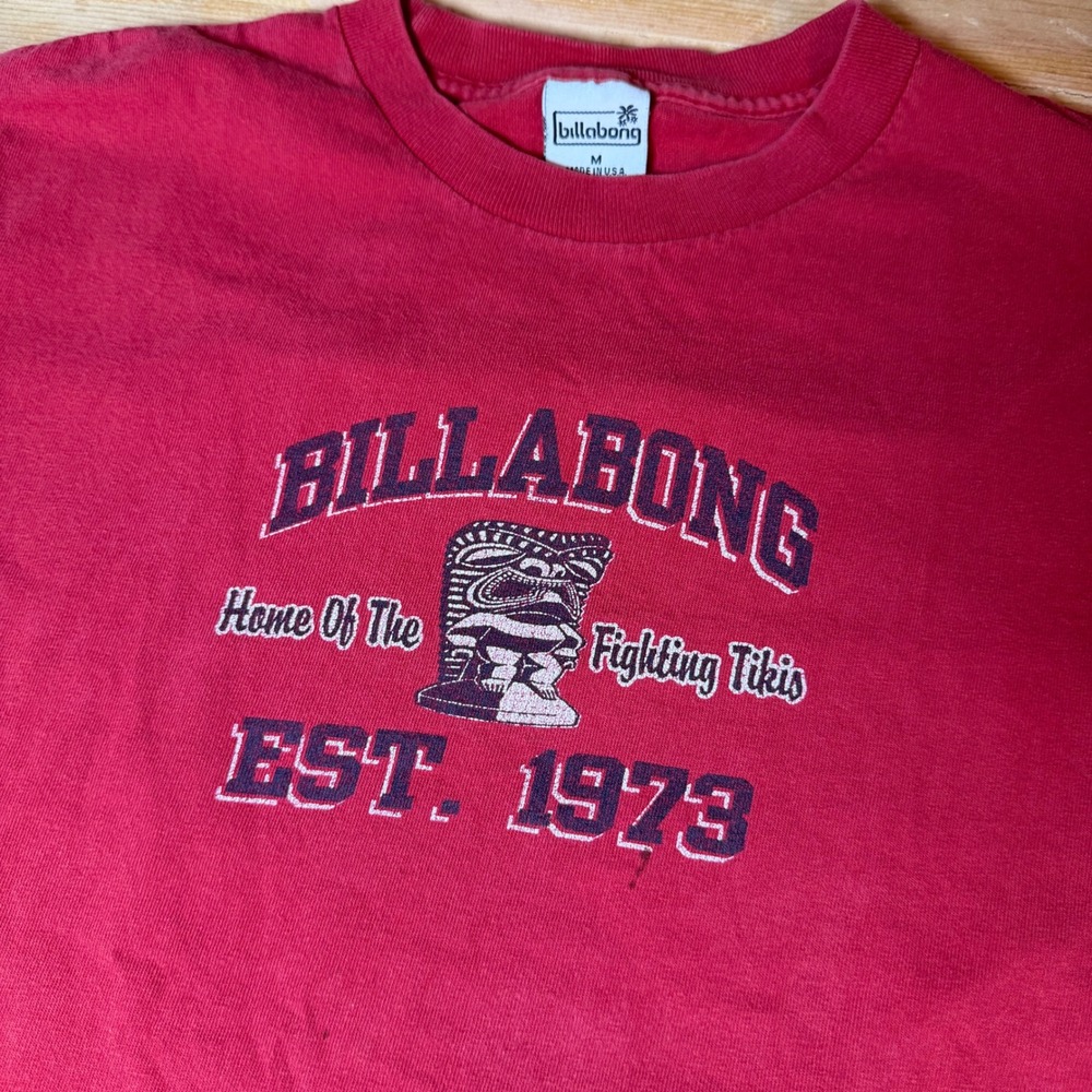 Vintage Billabong Fighting Tikis Graphic T-Shirt Kids Medium Red Made In USA